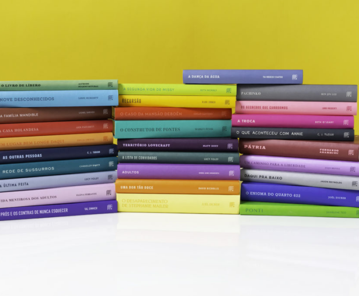 clube intrinsecos - ordem dos 48 livros enviados